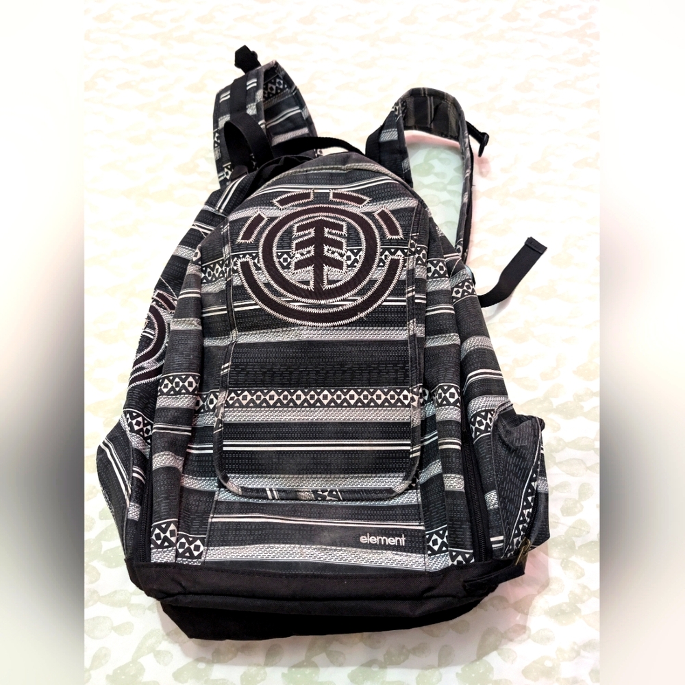 Element back pack